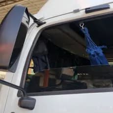 Rede descanso cabine de caminhão e par ganchos armador