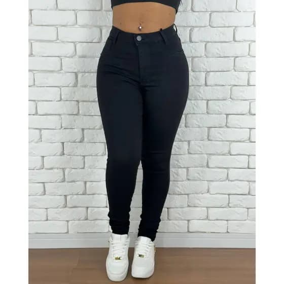 calça jeans feminina preta com Lycra empina bumbum e valoriza o corpo de alta qualidade