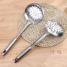 Escumadeira Inox 31cm - Praticidade e Durabilidade para sua Cozinha