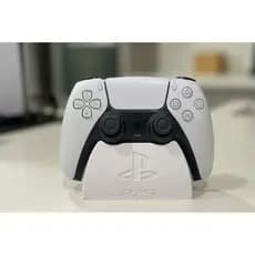 Suporte Porta Controle PS5 DualSense PlayStation – Organizador Gamer Minimalista para Mesa Decorativo
