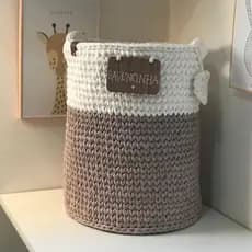 cesto em fio de malha personalizado/ cesto de roupa/ cesto organizador./ organizador de brinquedos