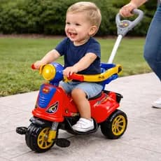 Triciclo Passeio Infantil com Empurrador Avespa Spider Maral