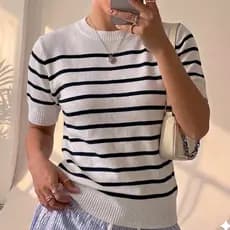 Blusa Feminina Moda Verão Listrada Fresquinha Casual Com Manga Curta Moda Tendência Elegante 25/26
