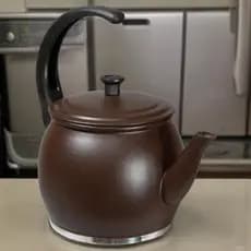 Chaleira 2L Alumínio Bojudo Café Chá Color Marrom - Lummi