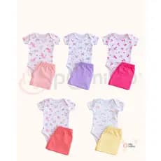 Kit Com 02 Unidades De Body Bebe Com Short Feminino E Masculino Em Malha Suedine Confortável