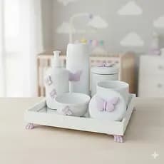 Kit Higiene Bebê Promoção K045 Borboletas Lilás Porcelanas Mini Térmica Banho Cuidado Bancada Quarto Liquida Promoção