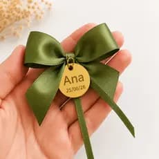 Laço de Cetim com Tag Acrílica Personalizada | Kit 10, 20 ou 30 Unidades
