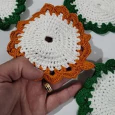 Toalhinha de Mesa Caminho Artesanal – Charme e delicadeza para sua decoração