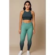 Conjunto Fitness Feminino Degradê Calça Legging e Top Treino Corrida Firme Confortável Esporte