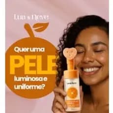 Espuma de limpeza facial, lua e neve