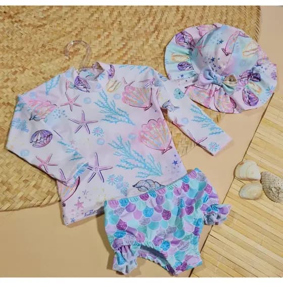 Conjunto de Praia Conchas e Escamas