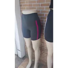 shorts de academia com bolso lateral
