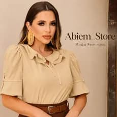 Blusa Feminina Manga Curta com Tecido Crepe Seda Babados Bufante Crepinho Elegante Moderna Botão