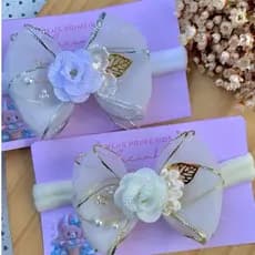 Faixinha de Bebê Menina Branca  Laço Organza Faixinha De Luxo Faixa Bordada Bebê