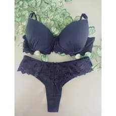 Conjunto Feminino de Renda Bordado Inglês com Regulagem em Coração
