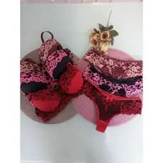 Kit 3 Conjunto Gabi Sutiã e calcinha Renda Conjunto de microfibra de bojo com renda bicolor