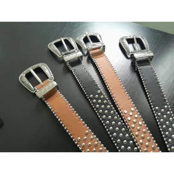 Cinto Country Feminino Largo com Strass e Aplicações Metal Prata Fivela Média
