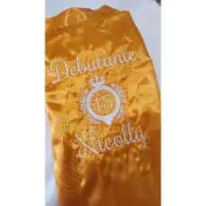 robe de cetim para debutante personalizado com bordado