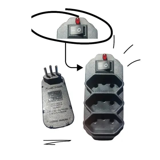Tomada Adaptador Benjamim 2p+T Triplo Bivolt Liga/Desliga New jack preto