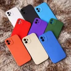 Capa Case iPhone 11 Quadrada Aveludada Premium Proteção de camera alto-Relevo