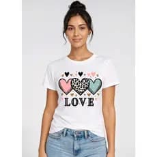 Camiseta Feminina, Blusa  LOVE Corações Leopardo | Linha Premium 100% Algodão