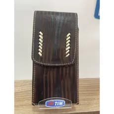 Porta Celular de Couro Feicho em ímã - Produto Artesanal