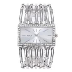 W24 Relógios De Quartzo Moda Feminina Pulseira De Aço Inoxidável Lady's Casual Relógio Oco Jóias De Pulso De Menina