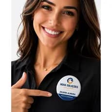 Crachás Bottons Personalizados Profissional com Logo e Nome - Escolha tamanho e qualidade.