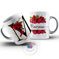 Caneca  Personalizada com a Inicial e seu Nome de Porcelana Floral Vermelha ou Lilas