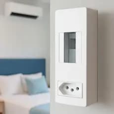 Caixa Para Disjuntor Bipolar ou Monopolar Sobrepor Slim Com Tomada 20A Proteção Elétrica Bivolt
