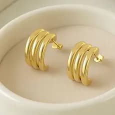 Brinco Meia Argola Triplo Linda Tamanho Ótimo Banhado A ouro 18k