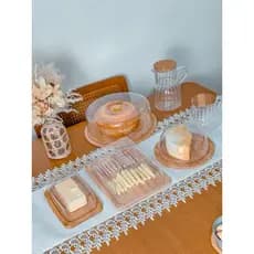Kit Café da Manhã: 2 Jarras Vidro + Boleira +  Manteigueira + Porta Frios + Porta Queijo Bambu