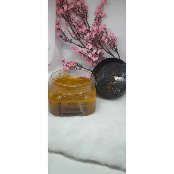 Esfoliante hidratante das gringas de tangerina Rhenuks 300g