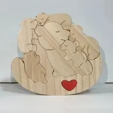 Urso Decorativo em Madeira – Cadeira de Balanço com Gravação Personalizada