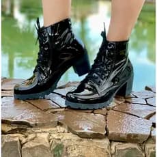 Coturno Feminino Bota Salto Tratorado Cano Curto Conforto
