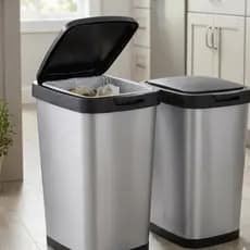 Jogo 1 Ou 2 Lixeiras 9L Prata Tampa Click Estilo Inox Compacta Moderna Banheiro Cozinha Escritório