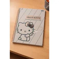 Um Caderno Hello Kitty  Universitário Jandaia Hello Kitty capa dura espiral fofo kawaii - 80 folhas - Papel Kraft