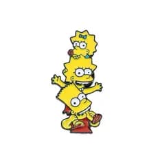 Broches e pins de metal com tema Simpson, os mais vendidos no mercado internacional, com personagens de desenhos animado