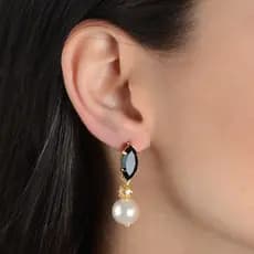 Brinco de Pérola com Detalhes em Zircônia e Cristal Negro Banhado a Ouro 18K