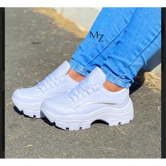 Estilo com Desconto: TENIS ADULTO PLATAFORMA FEMININO Sola Tratorada em Promoção Imperdível!