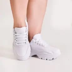 PROMOÇÃO Promoção Arrasadora: TENIS ADULTO PLATAFORMA FEMININO com Sola Tratorada