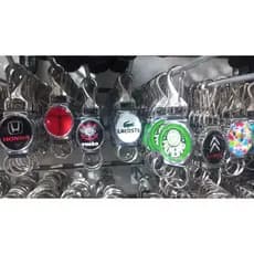 Kit com 120 chaveiros oval personalizados