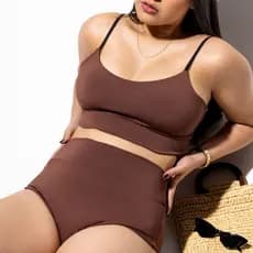 Biquíni 3 Peças Trikini Cintura Alta Hot Pant Top Cropped Alça Fina Calcinha Short Moda Praia Marrom Tamanho Grande