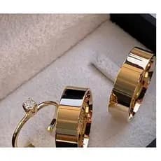 Par Aliança Reta 6mm mais 1 Anel Solitário de Aço Inoxidável Banhada a Ouro 18k