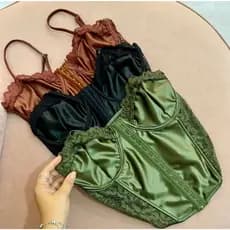 ✨ Corselet Acetinado com Renda – Elegância, Conforto e Sensualidade! ✨