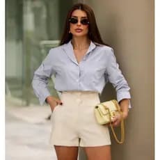 Camisa Feminina Listrada Elegante – Crepe com Bolso | Tecido Leve e Ajustado