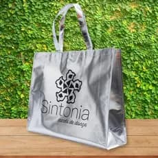 Kit 50 Sacola Tnt Metalizado Grande 50x40x14 Personalizada C/ Logo