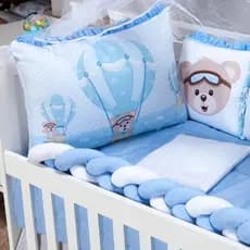 Kit Protetor de Berço Americano Urso Teddy Menino 12 Peças com Mosquiteiro Trança e Almofadinhas