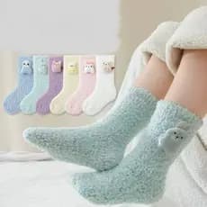 Meia Cano Médio de Pelúcia com Bichinho 3D para Meninas – Meia de Inverno Quente e Macia