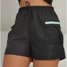 Short Shortinho Feminino Tactel Com Bolsos Laterais E Faixas